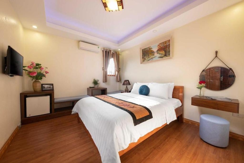 Viet Village Hotel Hanoi Exterior photo